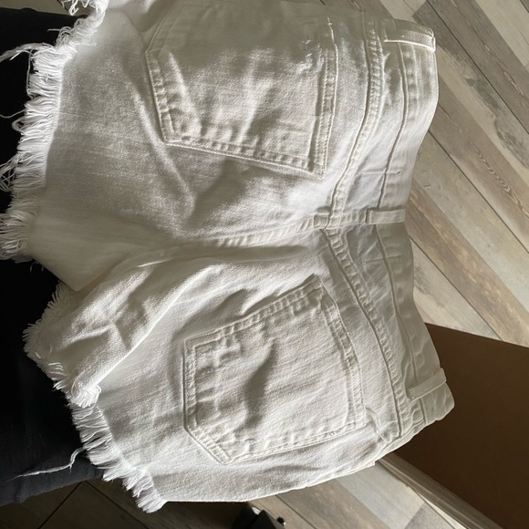 Chubbies Cut Off Stretch Denim Mini Short Women's 4 White EUC Adorable! - Picture 3 of 8